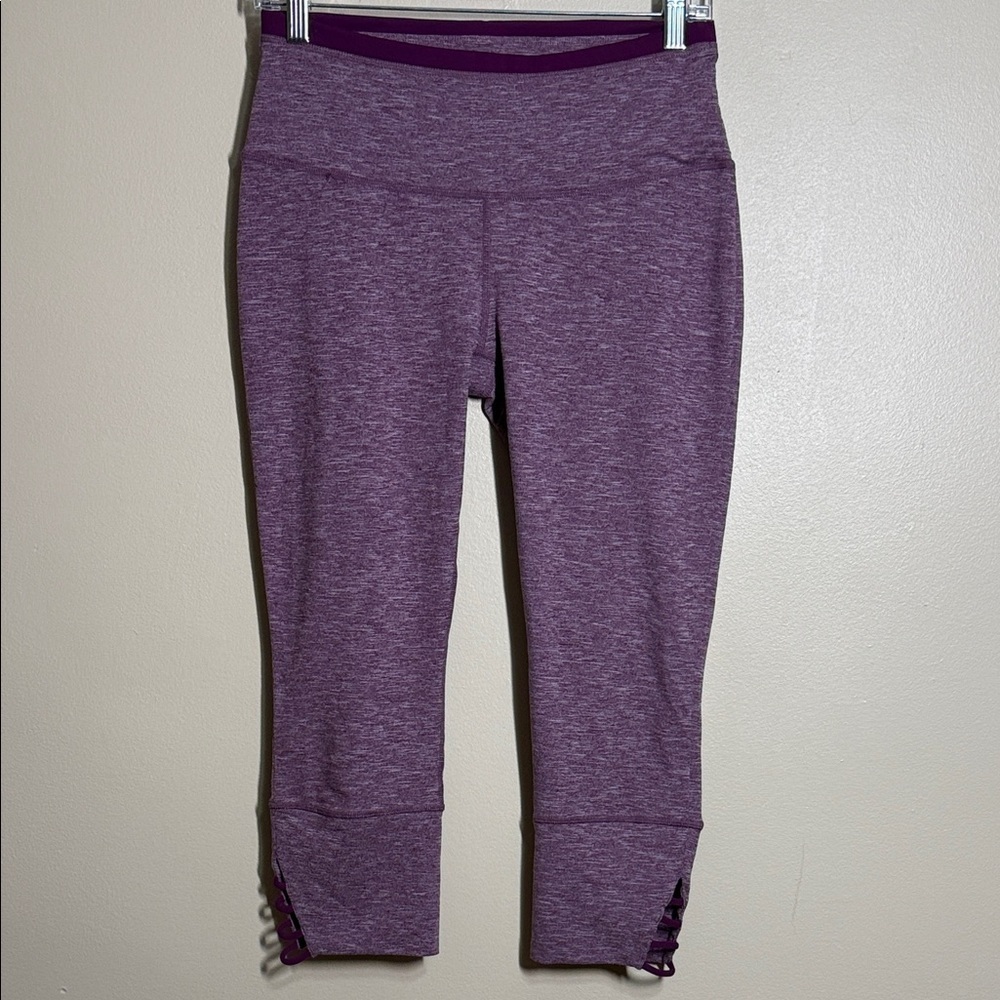 prAna Tori Cut Out Active Yoga Capri Leggings Magenta Purple Size Medium